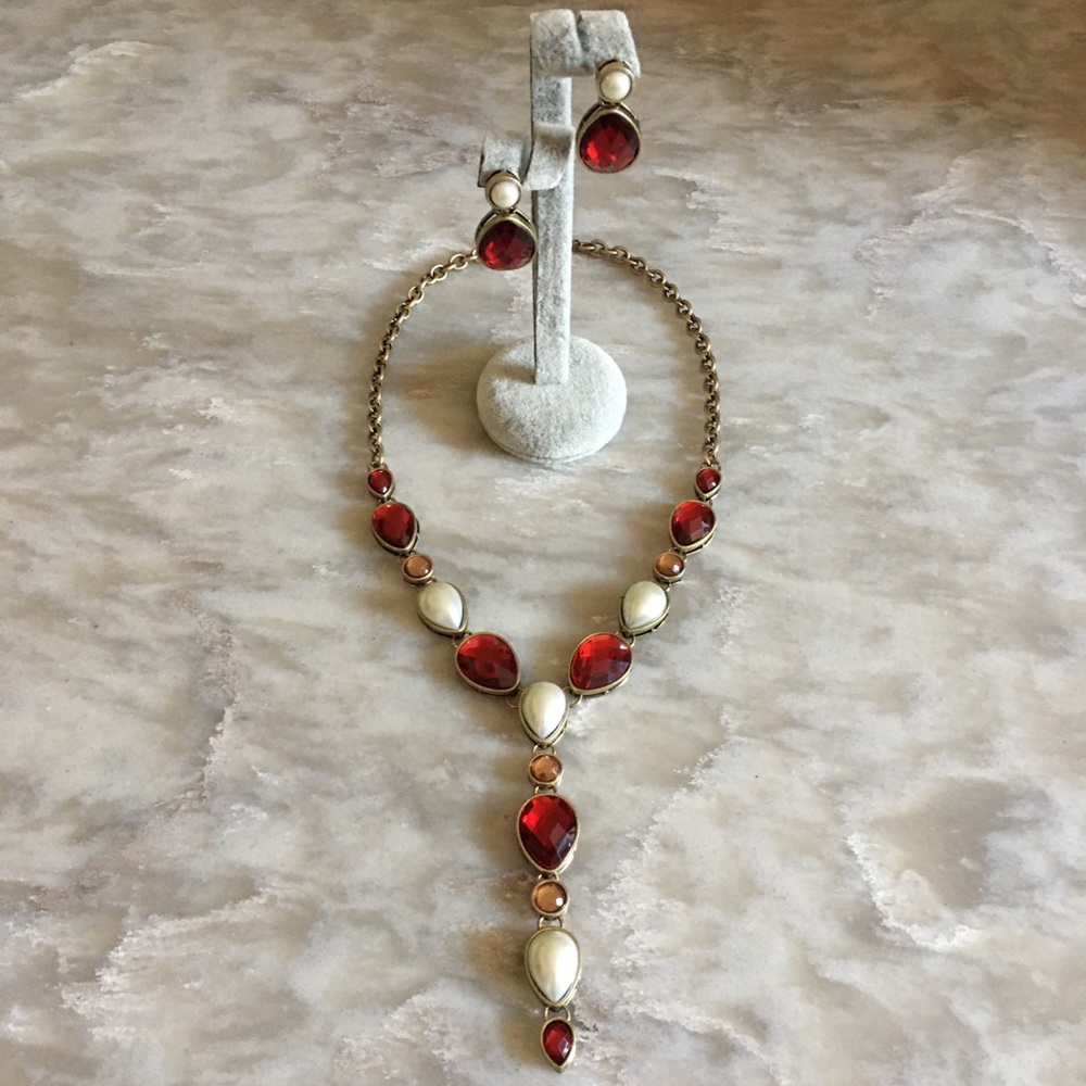 NWT Ruby Red & Pearl Statement Necklace Set | Matching Earrings